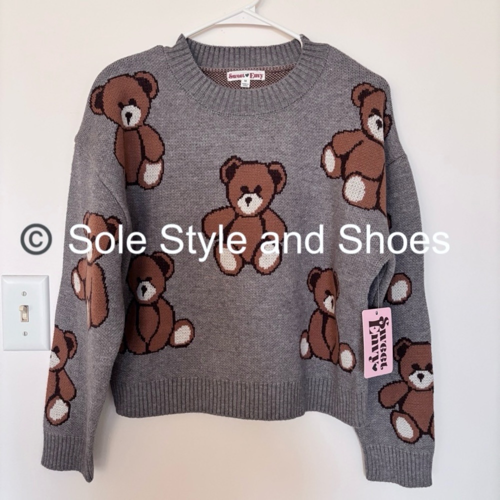 Teddy Bear Sweater Size M New with Tags